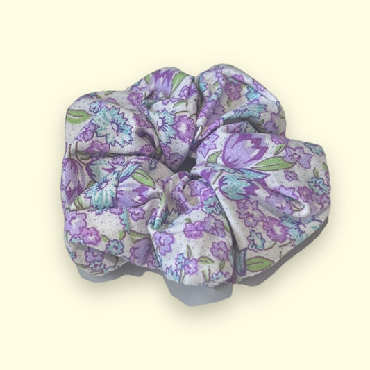 ‘Love Lily’ Scrunchie